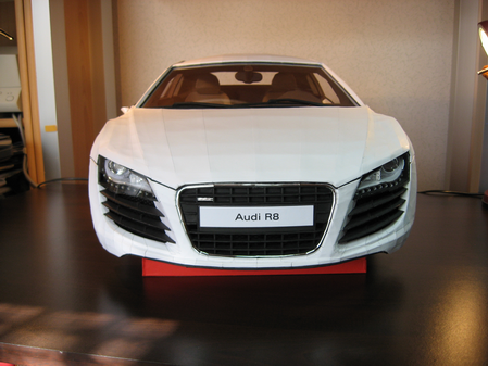 Audi R8 Front 01_kl